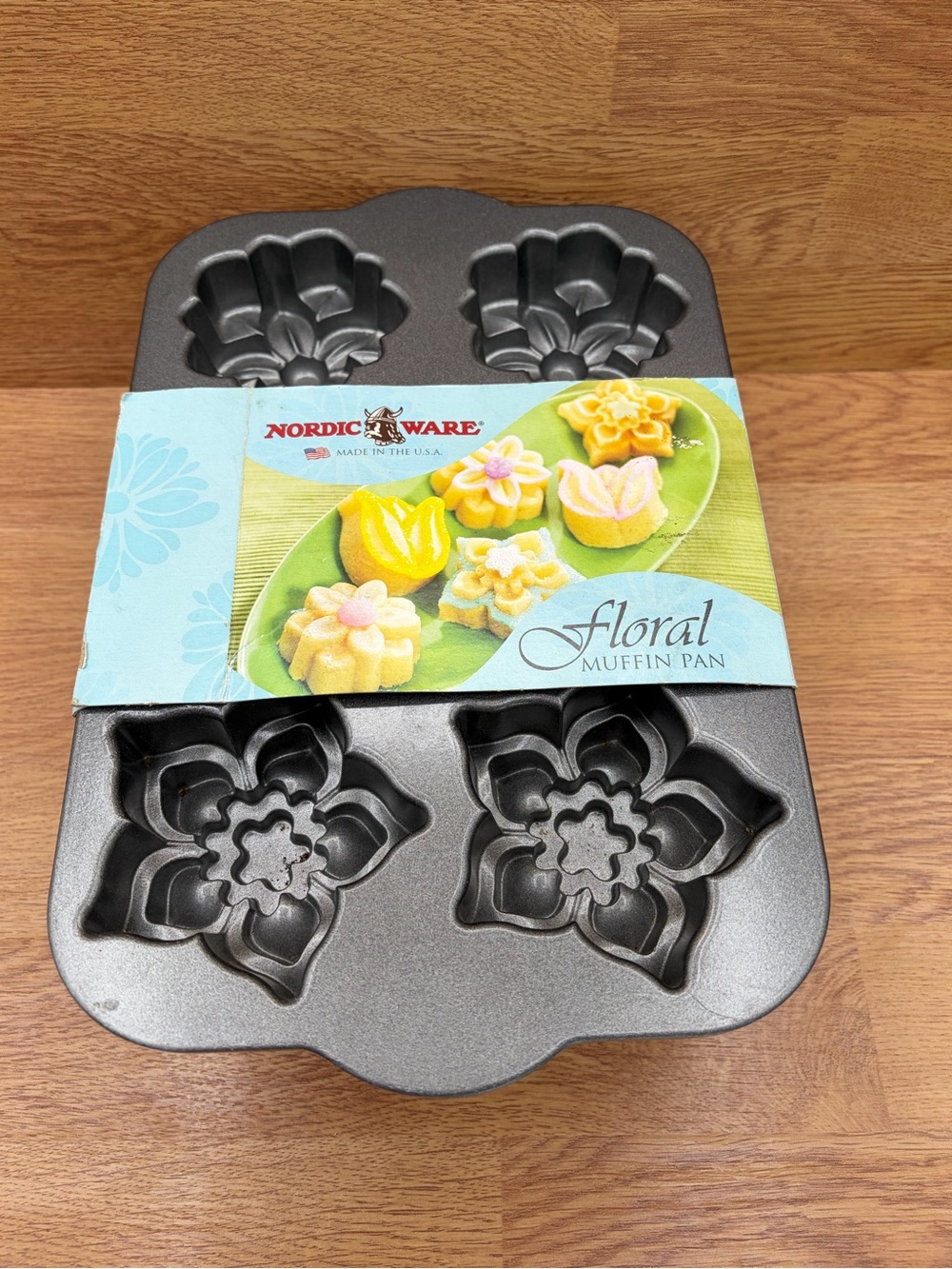 Vintage 90s NOS Nordic Ware Floral Muffin Pan Cast Aluminum Old Label - Retired